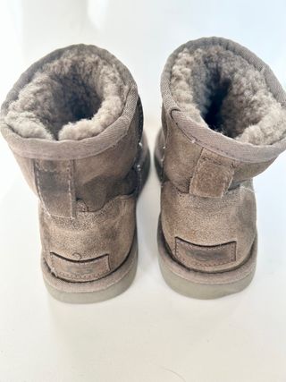 UGG classic mini gris 38