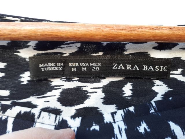 Vestido sedoso talla M marca Zara