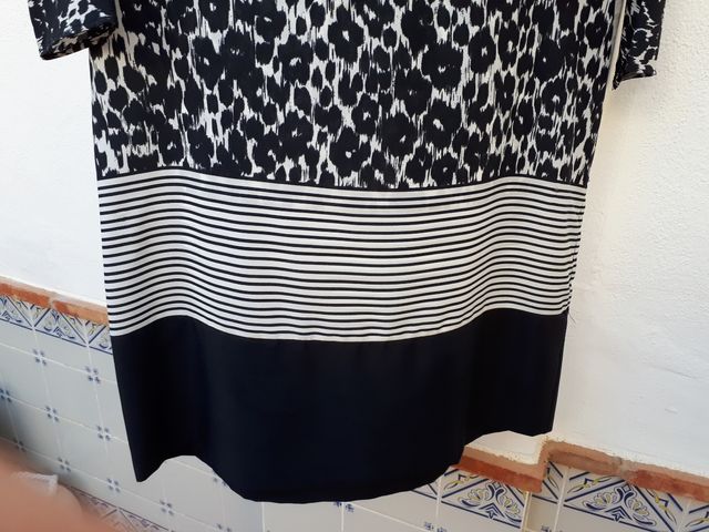 Vestido sedoso talla M marca Zara