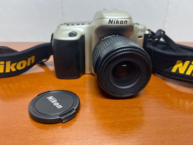 Camara reflex analogica NIKON F50