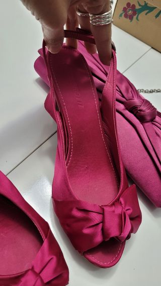 Zapatos fiesta. Bolso de regalo 