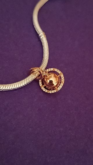 Charm de plata