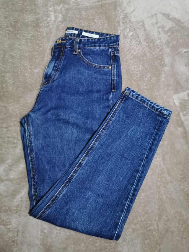 Vaqueros Stradivarius