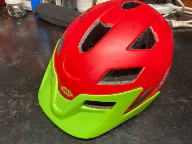 casco ragazzo Bell Sidetrack