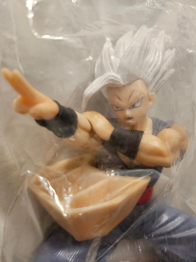 Dragón Ball Z - Goku Súper Saiyan Blanco