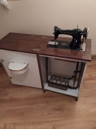 Maquina de coser Alfa