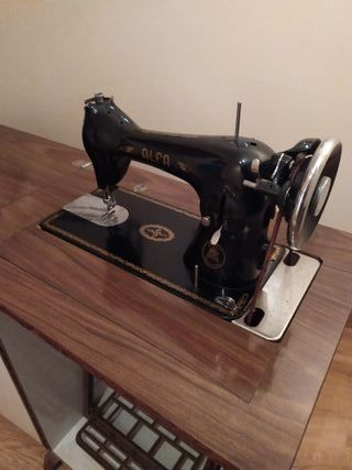 Maquina de coser Alfa