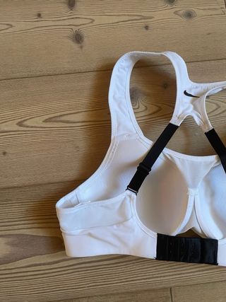 Top/Reggiseno sportivo bianco “Nike” Dri fit - XS