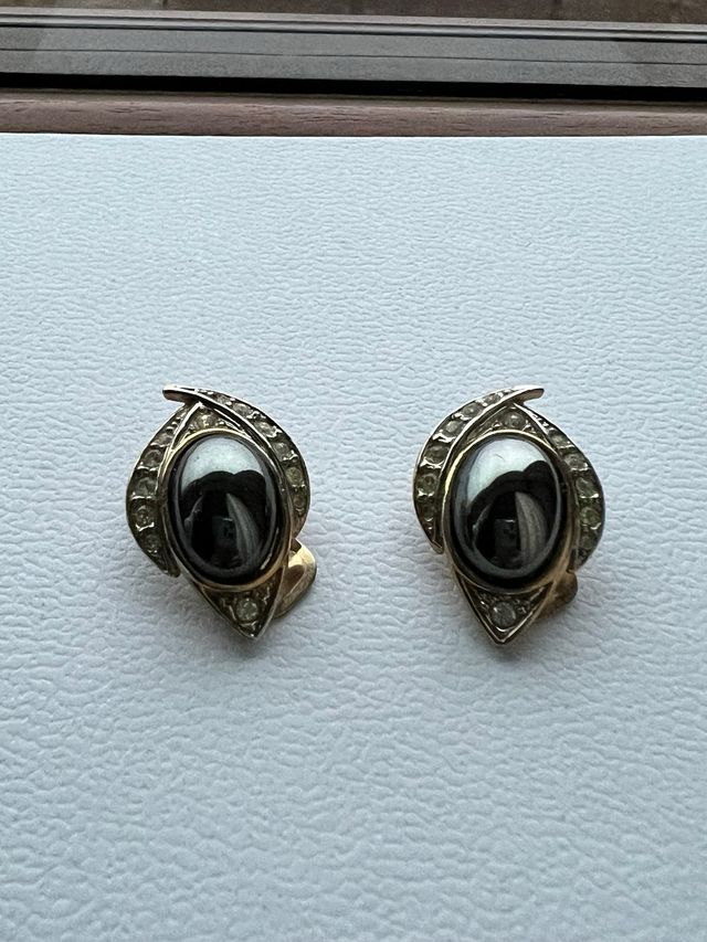 Orecchini a lobo con ematite