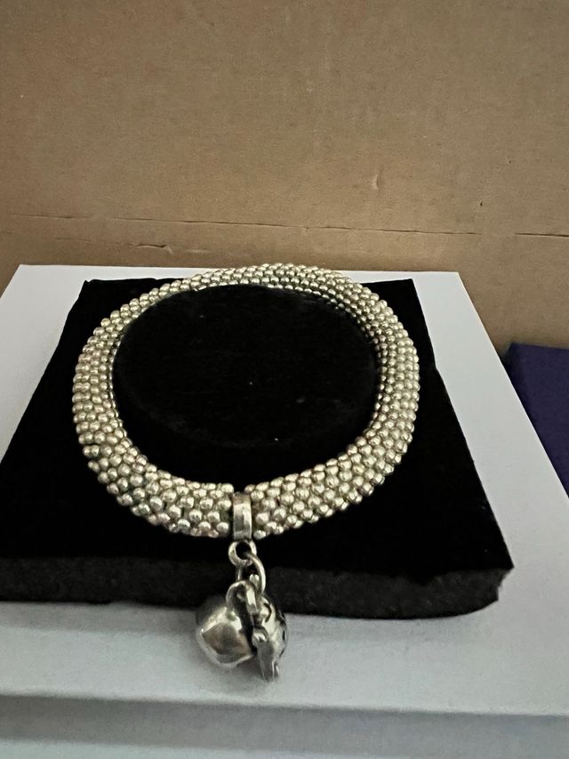 Braccuale in maglua metallica elastica