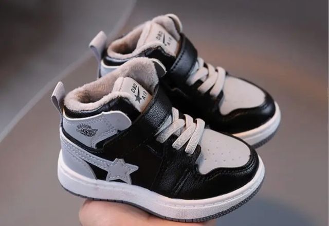 Zapatillas niño talla 29