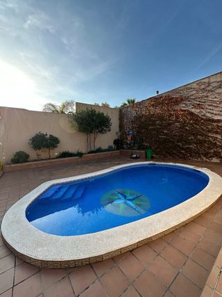 MANTENIMIENTO DE PISCINAS