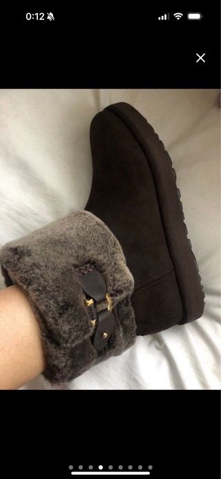 PVP 380€ T38 Botas UGG piel y mouton nuevas
