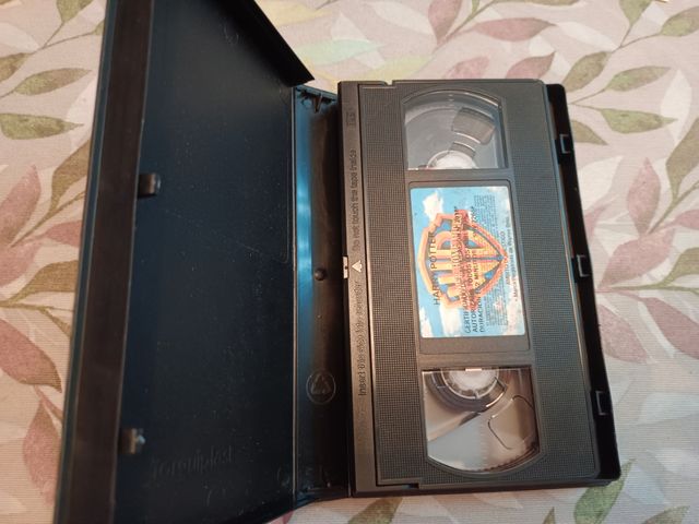 Lote 2 películas VHS de "HARRY POTTER"