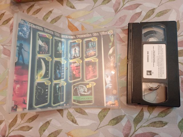 Película VHS "ENEMIGO MIO"