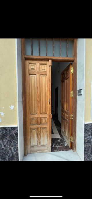 Reparacion y barnizado de puertas de exterior