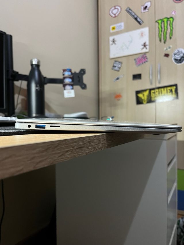 Portatil Jumper EZBook 3 Pro