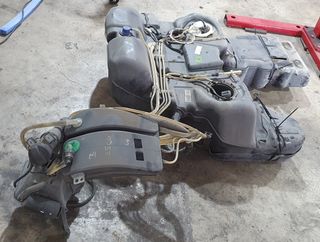 VENDO DEPOSITO DE COMBUSTIBLE PORSCHE 