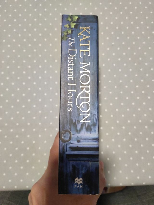 Kate Morton. The distant hours