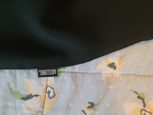 Pantaloni donna a palazzo neri Moschino