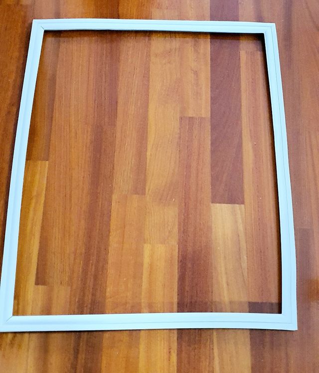 Guarnizione congelatore 70x57 cm.