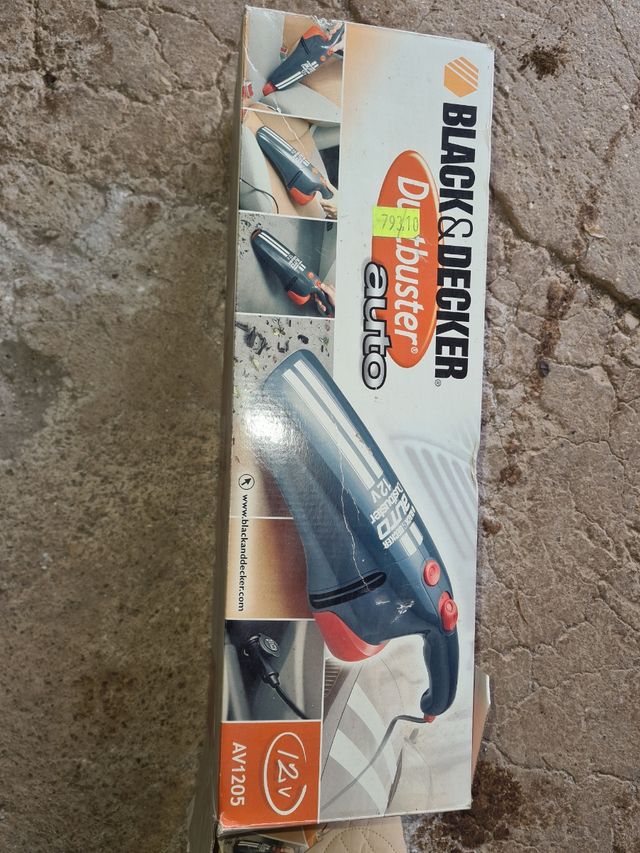 Aspirapolvere  auto 12v black e decker