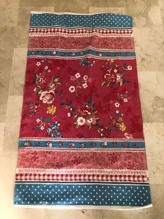 Alfombra Zara Home 1,49 cms largo x 85 cms ancho