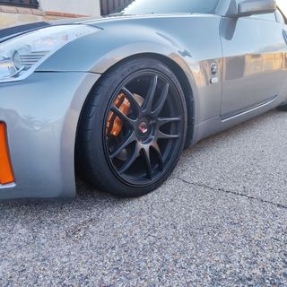 Llantas Jr29 19" tornillería 5x114.3. Nissan 350z.