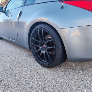 Llantas Jr29 19" tornillería 5x114.3. Nissan 350z.