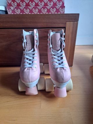 Patines artísticos 4 ruedas. T 34