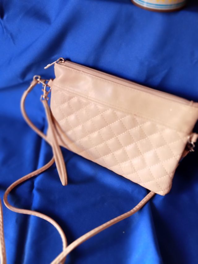 Cartera color nude