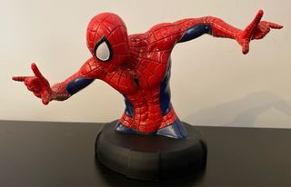 Busto spiderman
