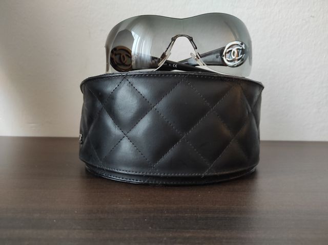 Occhiali da sole Chanel