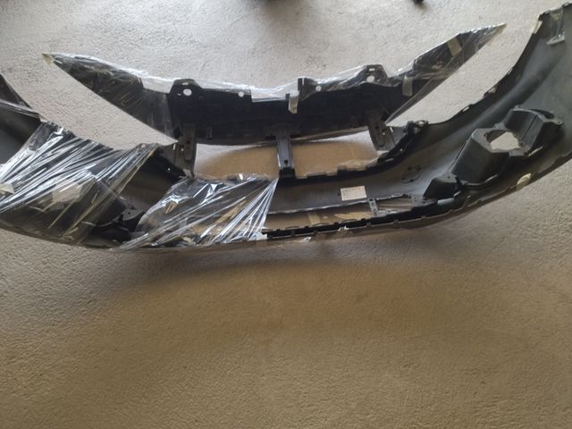 paragolpes delantero Fiat Tipo año 2020.