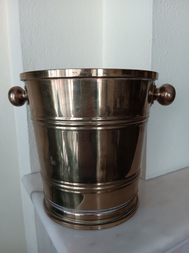 Cubitera grande dorada 