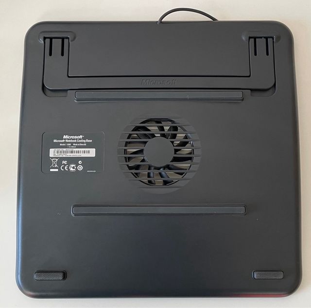 Base di raffreddamento per laptop