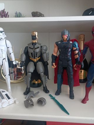 Superhéroes electrónicos