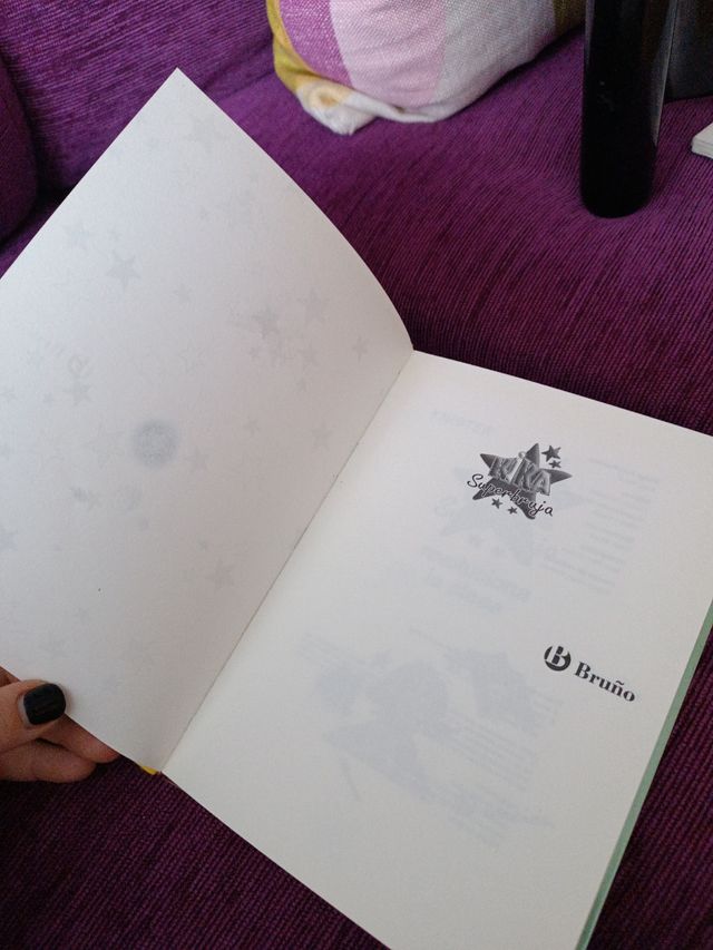 Libro Kika superbruja