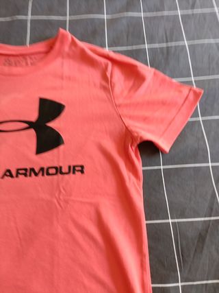 Camiseta manga corta. 