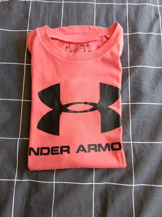 Camiseta manga corta. 