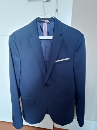 Traje de chico Zara
