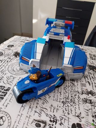 Coche patrulla canina