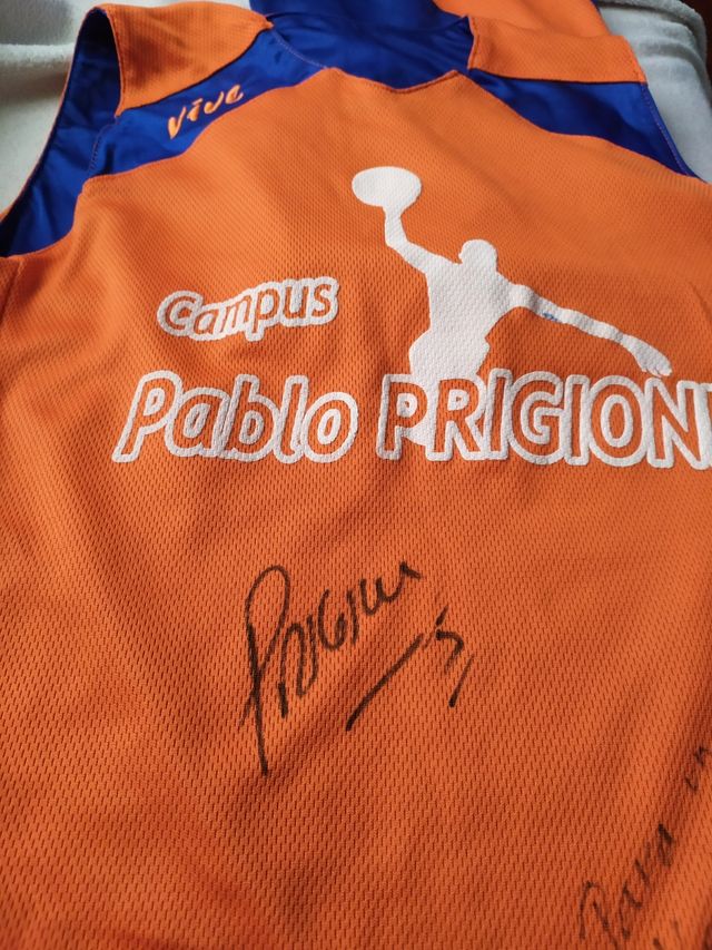 Equipación oficial campus Pablo prigioni