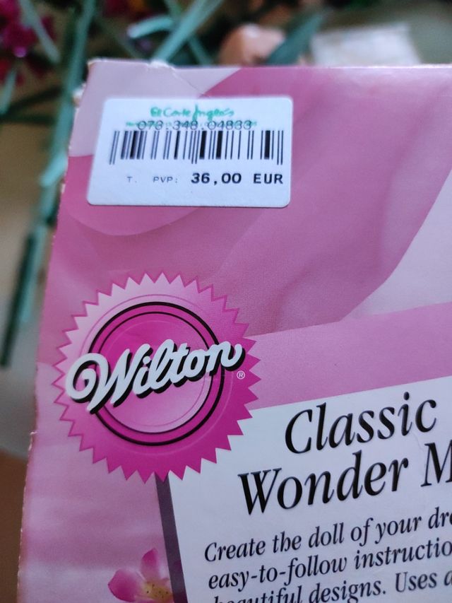 Molde reposteria Wilton muñeca