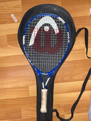 Raqueta pequeña de tenis
