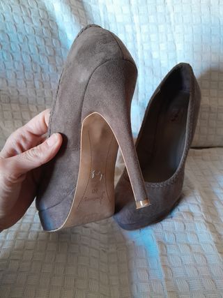 Zapatos tacón Stradivarius Talla 40