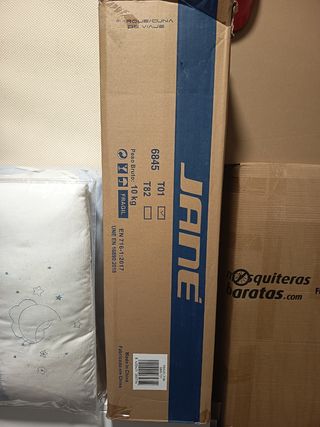 Parque infantil Jané. Cuna de viaje.