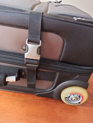 Maleta trolley SALOMON cabina