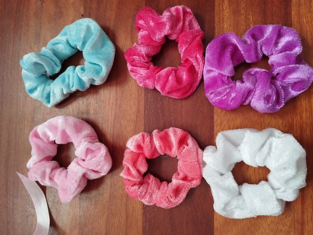 Gomas de pelo sin estrenar 