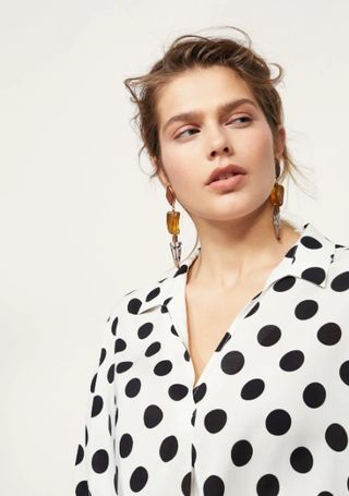 Camisa de lunares de Mango Violeta